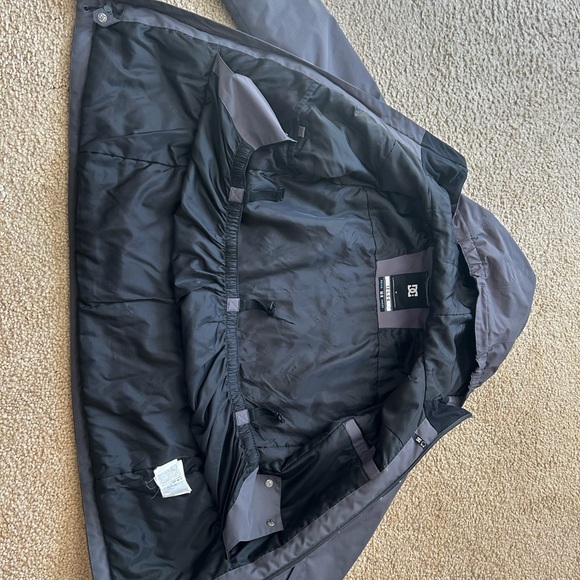 DC Ski Jacket - Picture 3 of 4